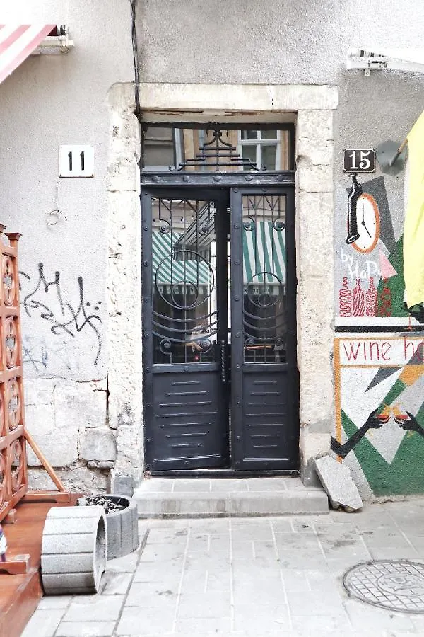Apartment Вул Вірменська 14 Апартаменти